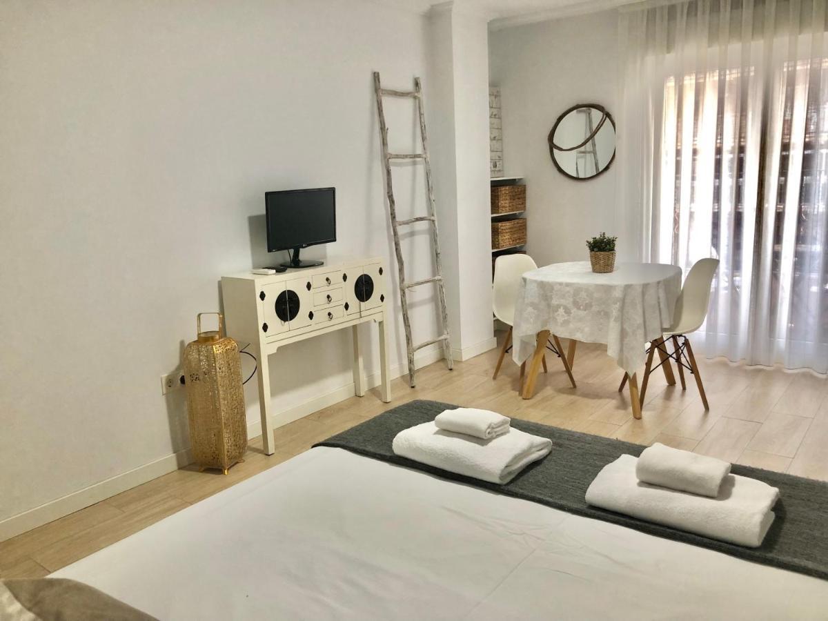Apartamentos Sol Y Luz El Campello Bagian luar foto