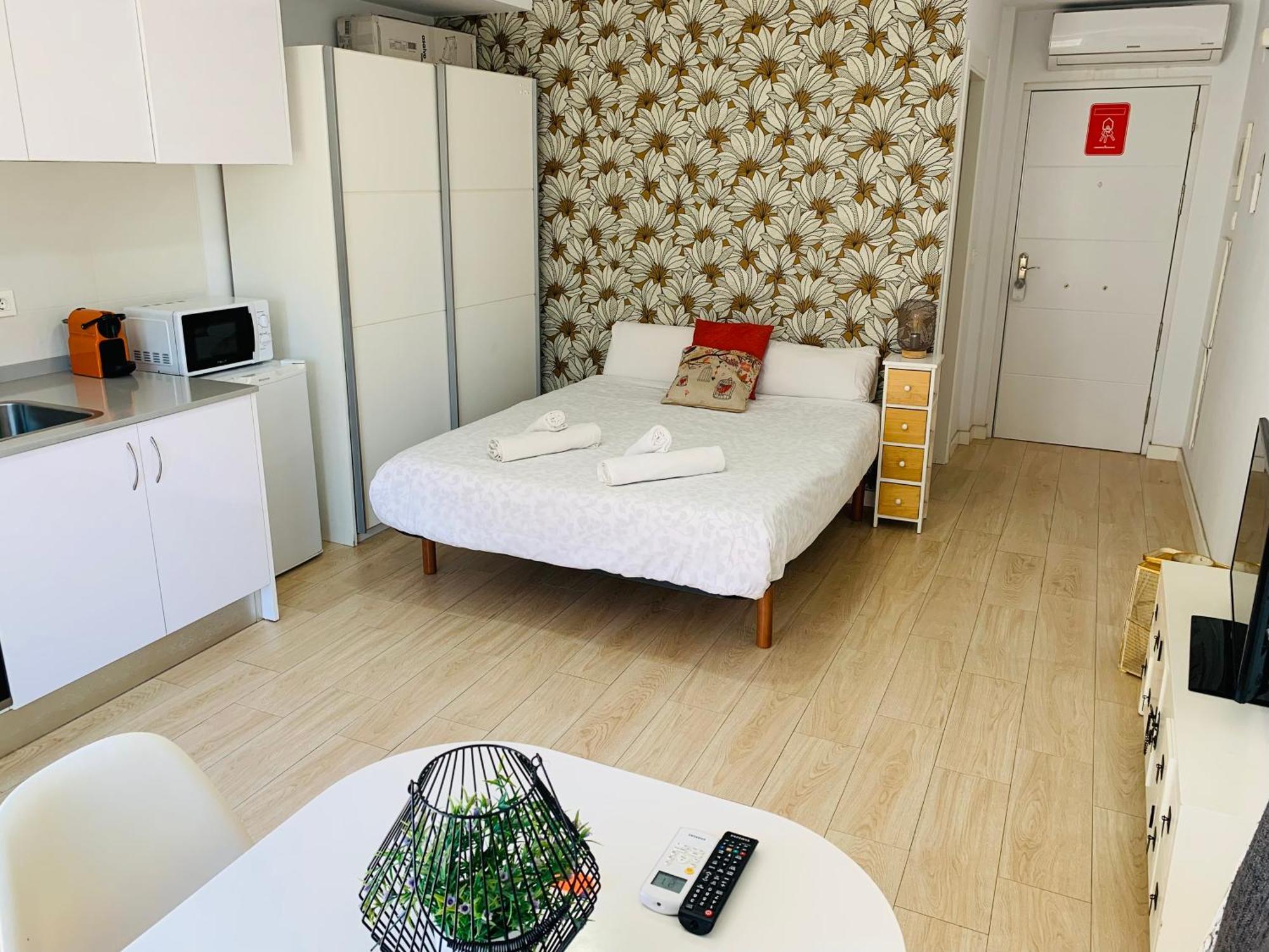 Apartamentos Sol Y Luz El Campello Bagian luar foto