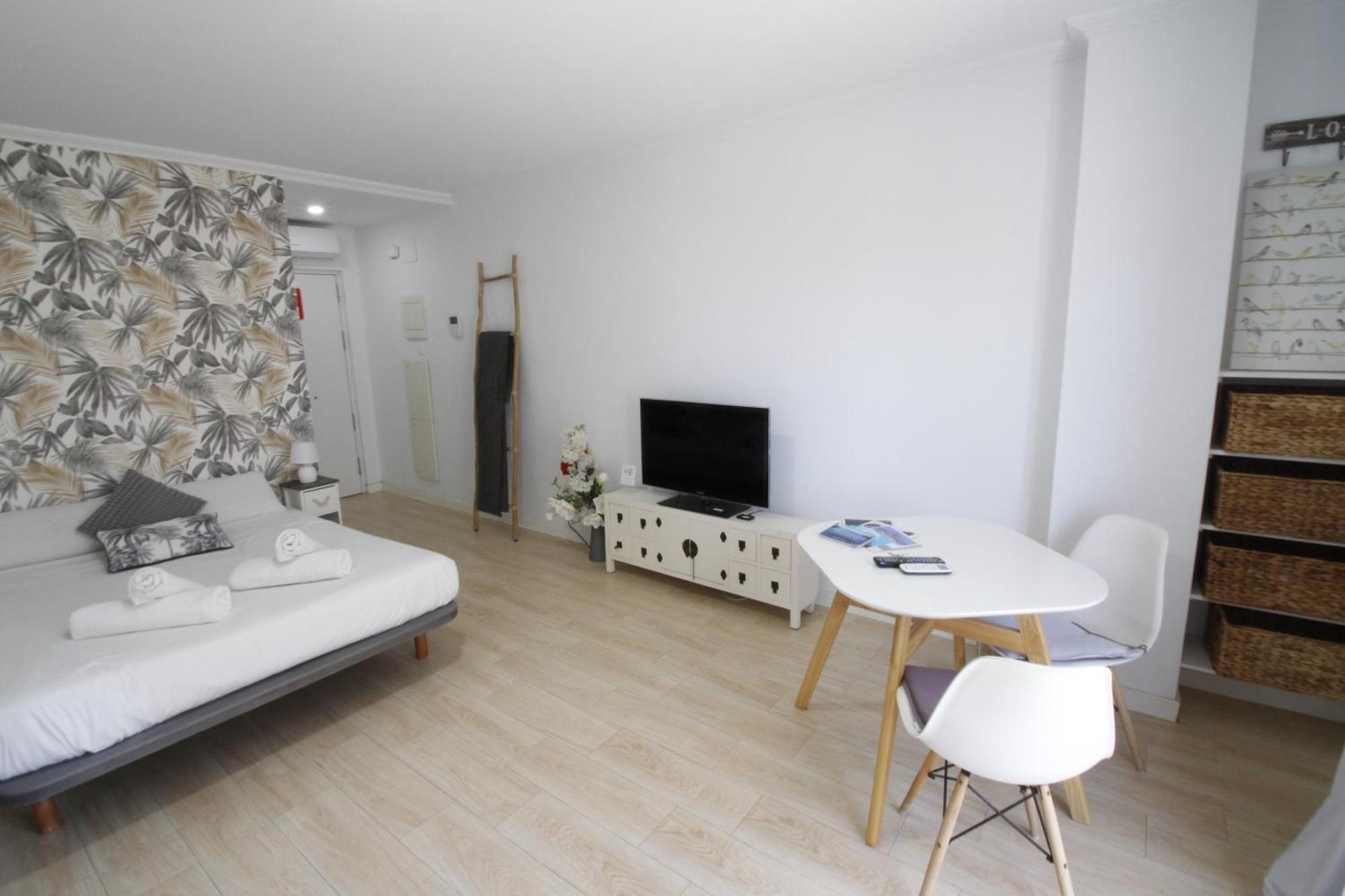 Apartamentos Sol Y Luz El Campello Bagian luar foto