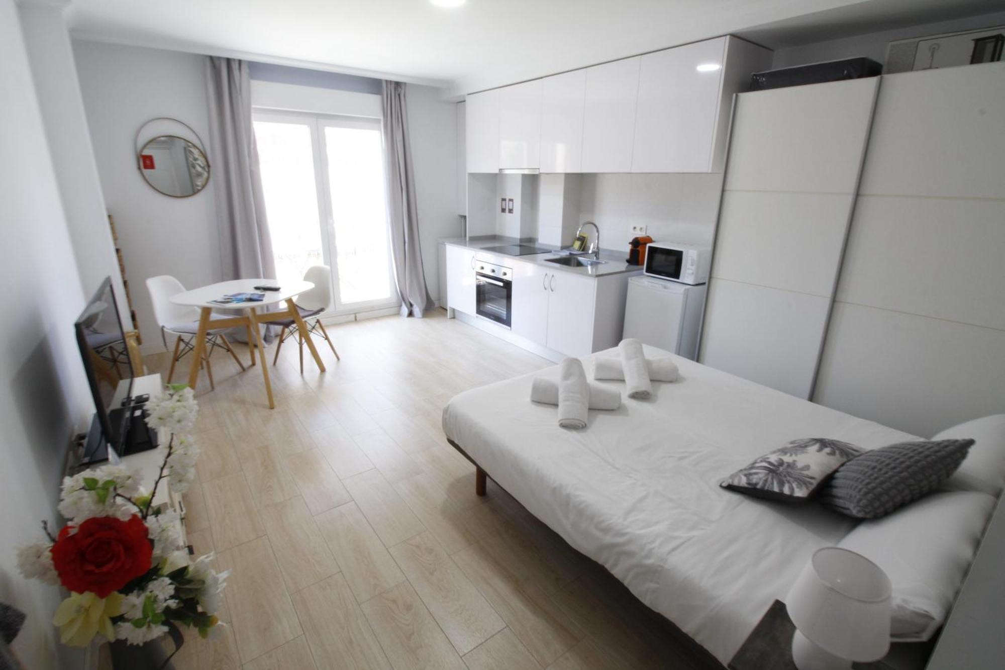 Apartamentos Sol Y Luz El Campello Bagian luar foto