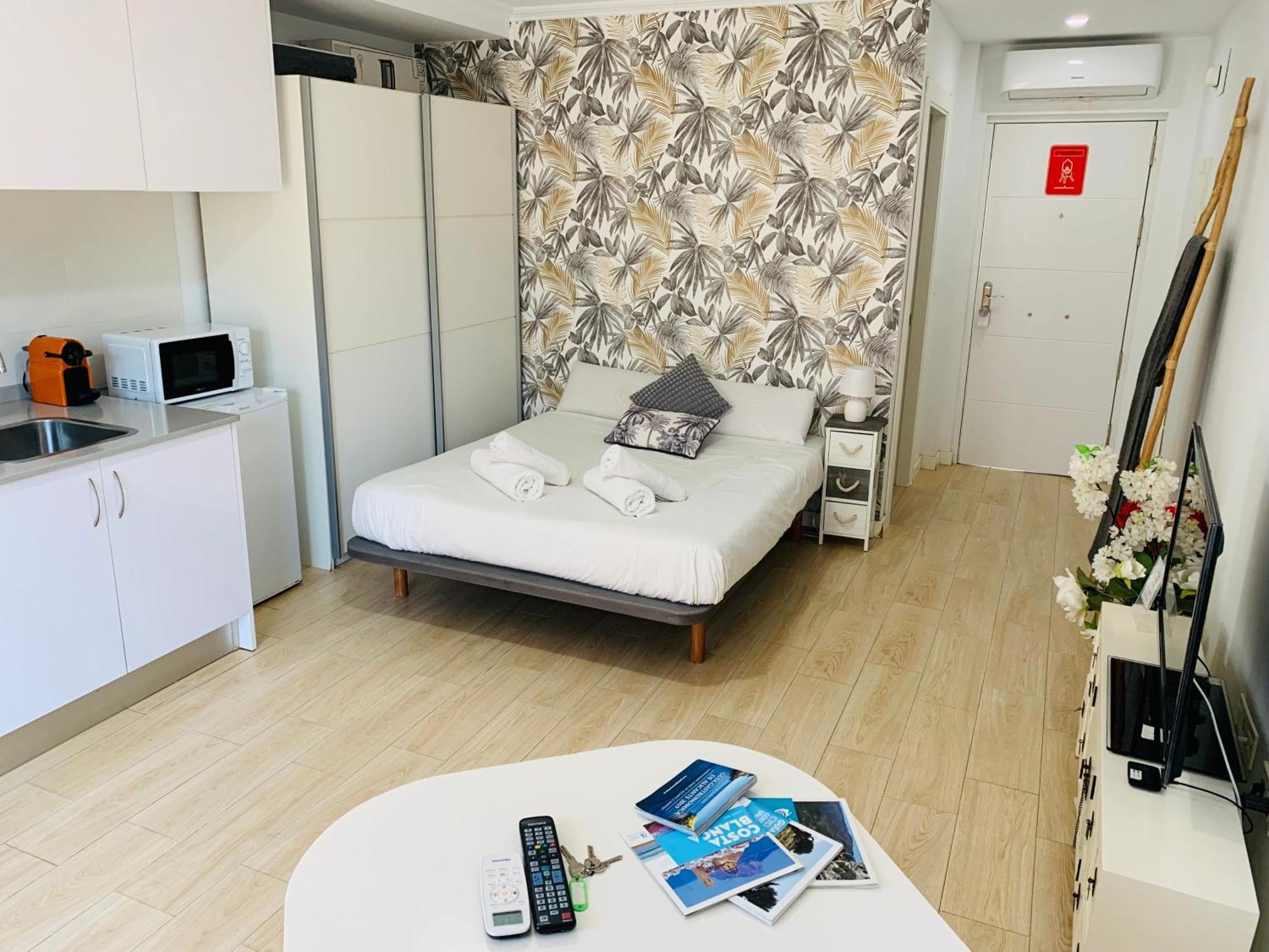 Apartamentos Sol Y Luz El Campello Bagian luar foto